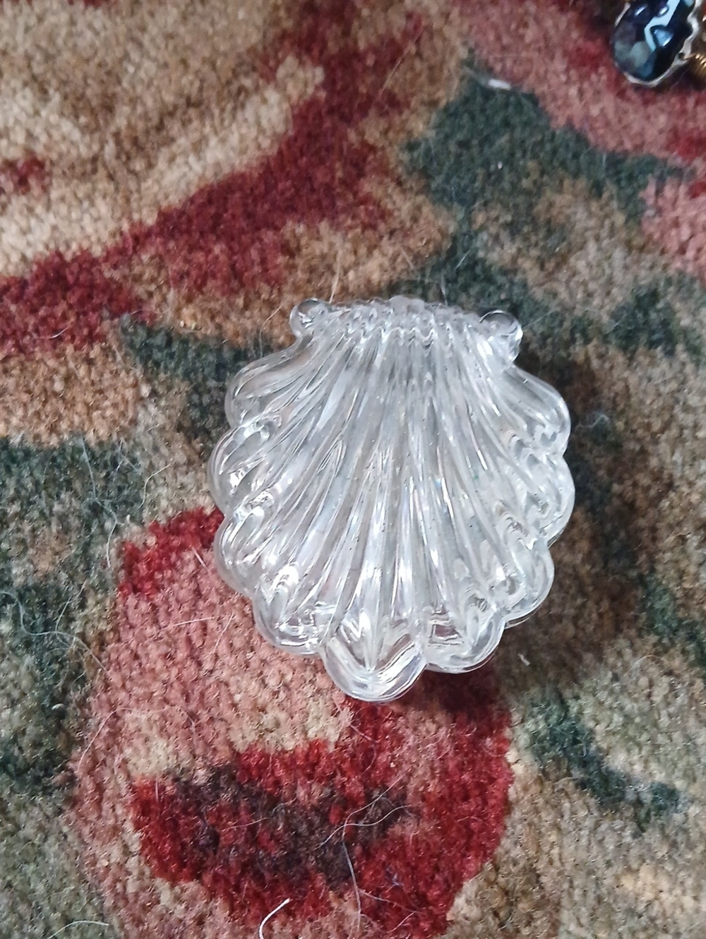VTG 24% LEAD CRYSTAL  SHELL SHAPED LIDDED TRINKET DISH